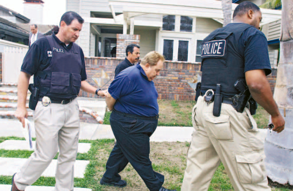 Bell-leaders-hauled-off-in-cuffs